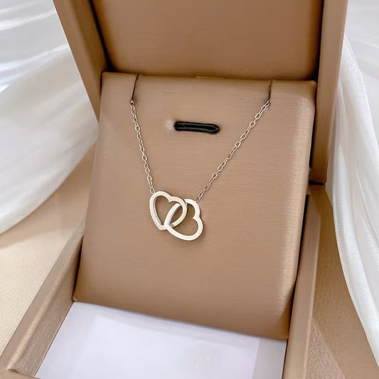 Collar "Latidos Compartidos" - Dúo de Corazones Entrelazados